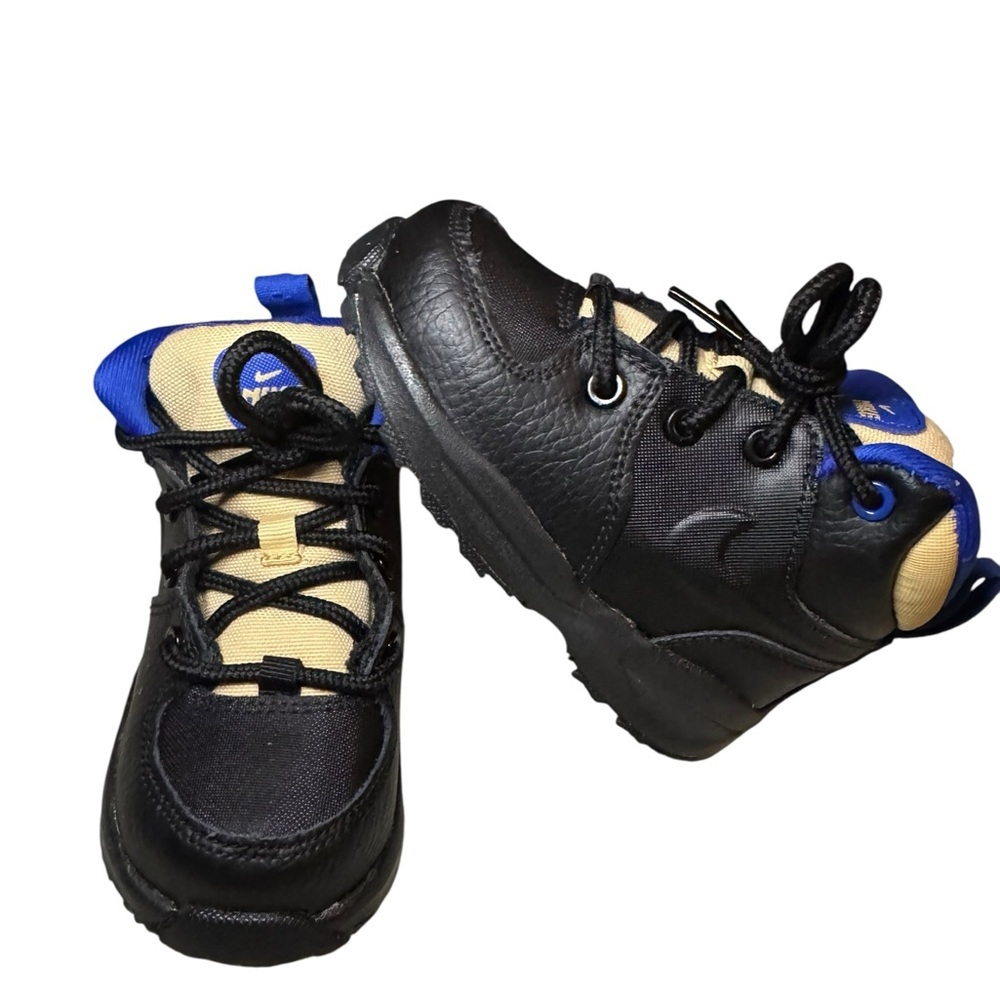 Nike Manoa Leather Kids Black and Tan Boots